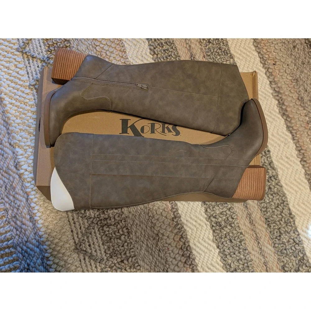 NIB Korks Womens Taupe Tall Knee High Block Heel Boots Almond Toe Size 7M